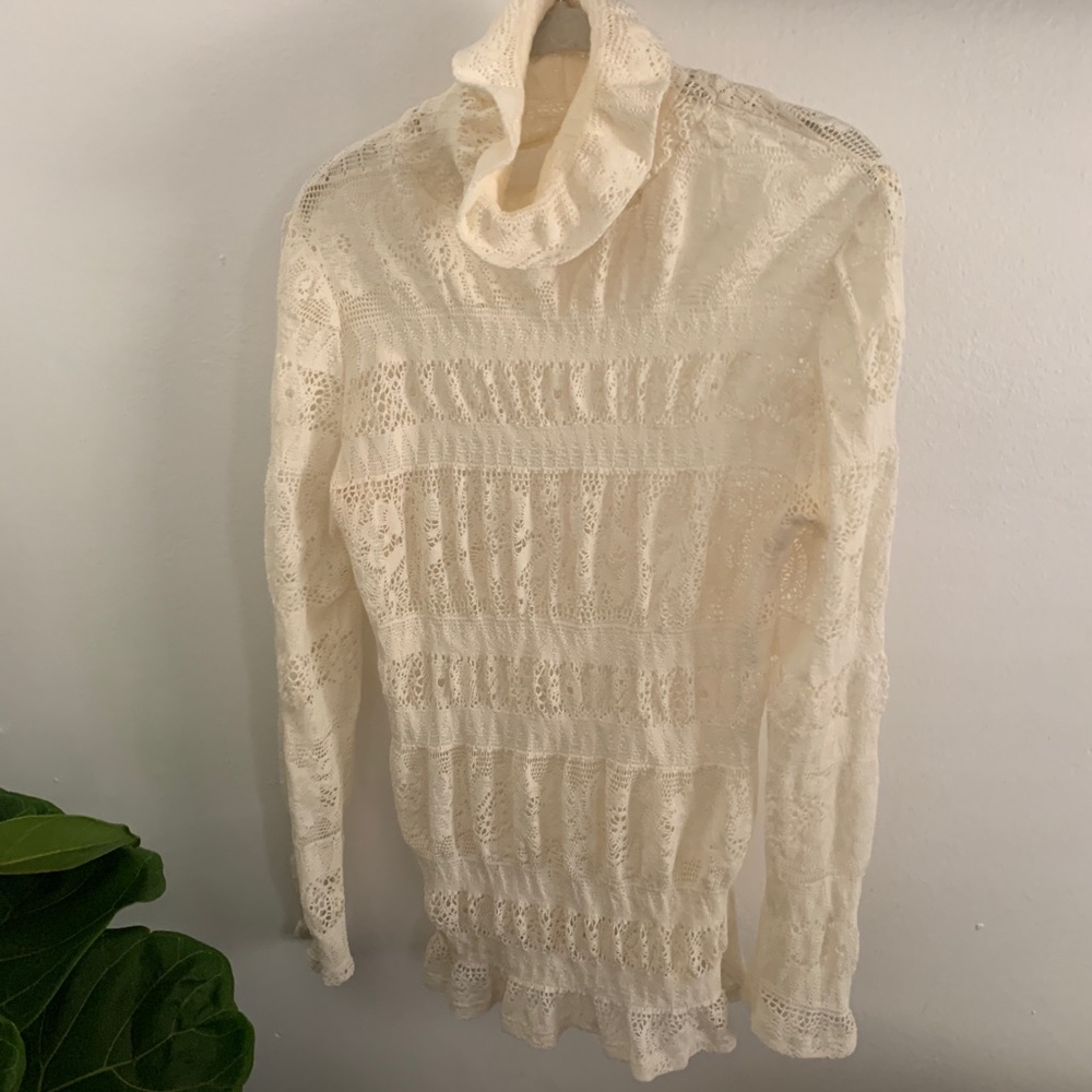 Anthropologie Cream Lace Top Medium to Large